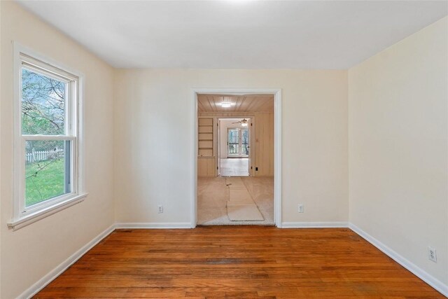 1057 W 32nd St, Erie, PA 16508 - photo 8