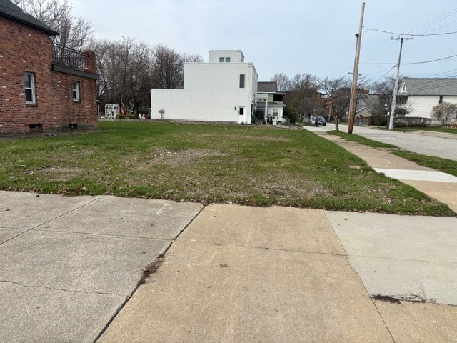 257 E 2nd St, Erie, PA 16507