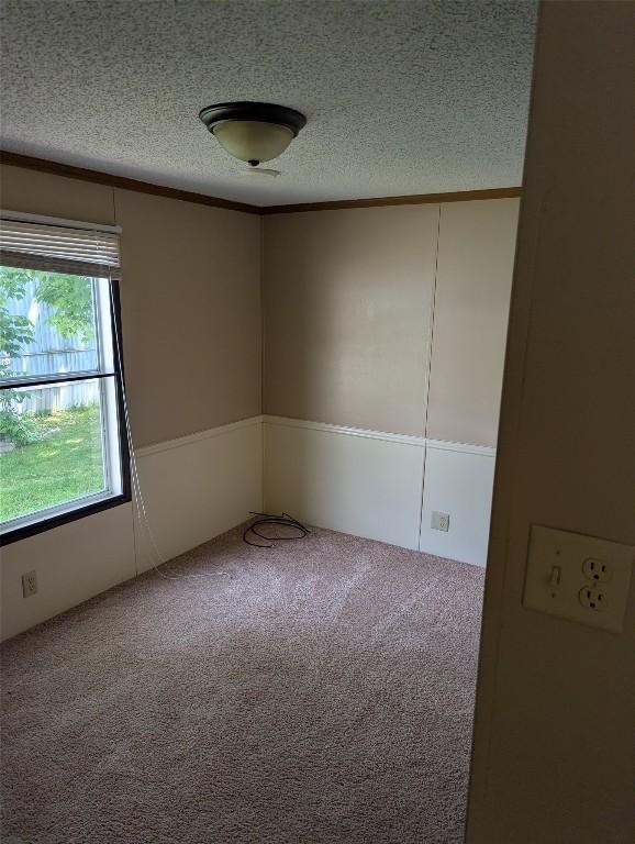 5005 Zuck Rd Unit 21, Erie, PA 16506 - carpeted spare room with a textured ceiling
