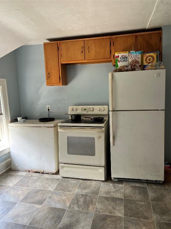 443 E 27 Th St, Erie, PA 16504 - photo 12