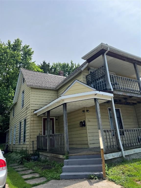 443 E 27 Th St, Erie, PA 16504 - photo 2