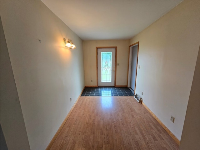 204 Stonehaven Dr, Edinboro, PA 16412 - photo 2