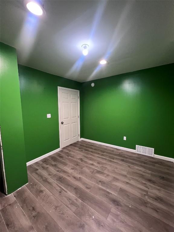 549 E 5th St, Erie, PA 16507 - photo 17