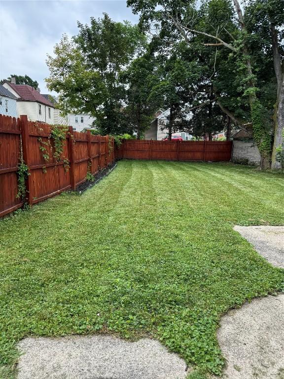 549 E 5th St, Erie, PA 16507 - photo 5