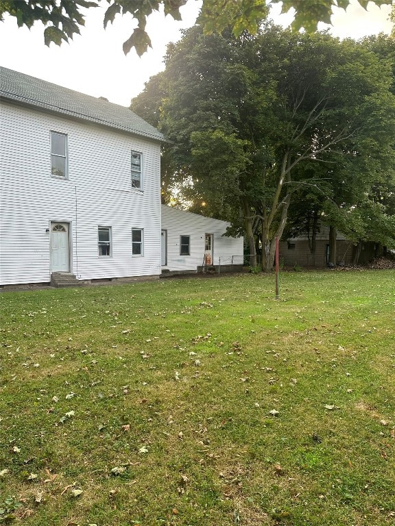 512 W 4th St, Erie, PA 16507 - photo 2