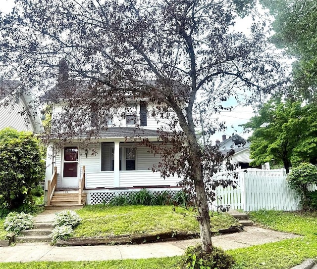 115 W 32nd St, Erie, PA 16508 - view of property hidden behind natural elements with a porch