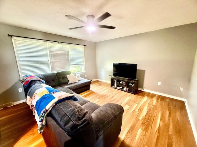 115 W 32nd St, Erie, PA 16508 - living room with ceiling fan and wood finished floors