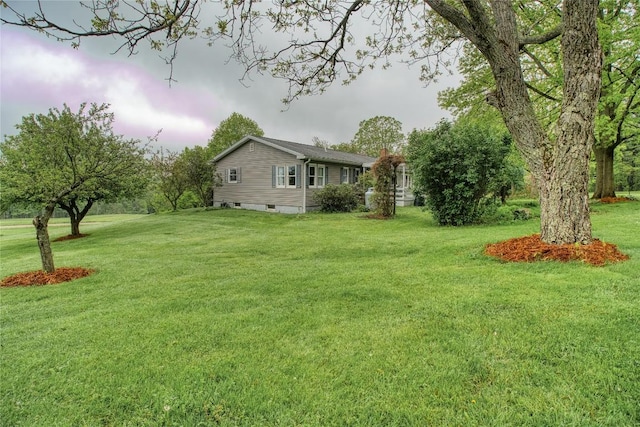 23186 Hatchtown Rd, Spartansburg, PA 16434 - view of green lawn