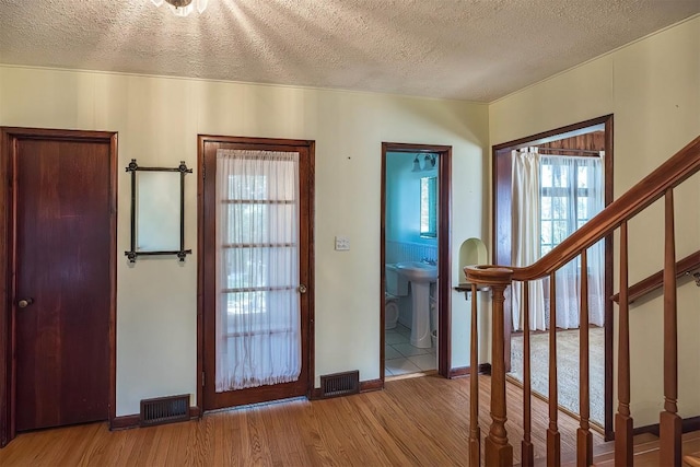 709 Hilltop Rd, Erie, PA 16508 - photo 22