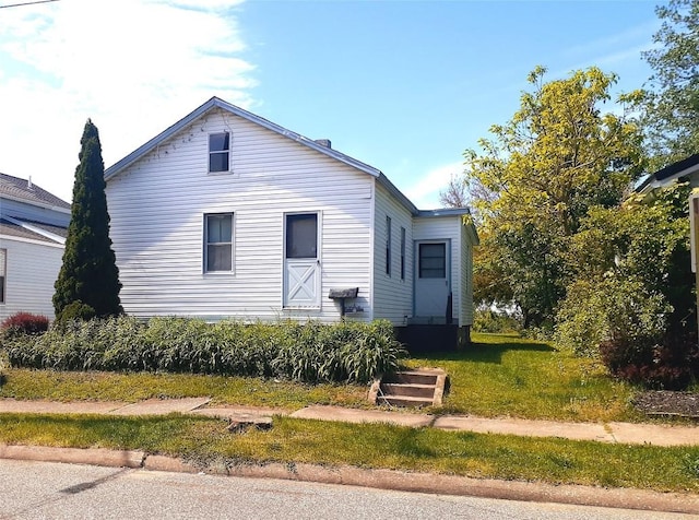 814 W 2nd St, Erie, PA 16507 - view of front of home