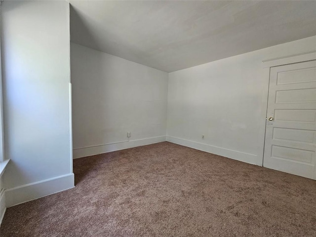 963 W 7th St, Erie, PA 16502 - spare room with carpet and baseboards