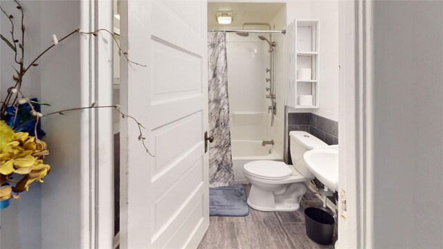 658 W 10th St, Erie, PA 16502 - photo 26