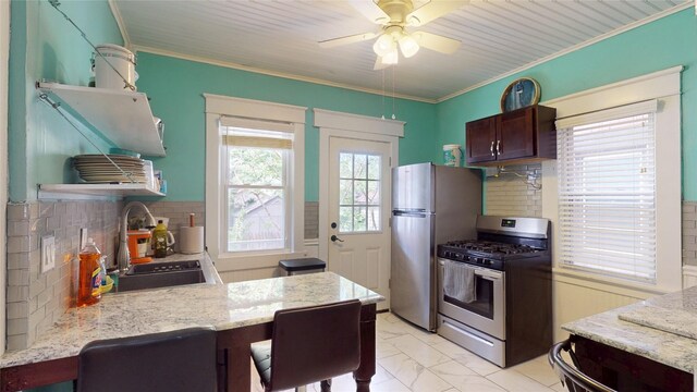 658 W 10th St, Erie, PA 16502 - photo 13