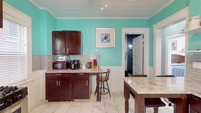 658 W 10th St, Erie, PA 16502 - photo 12
