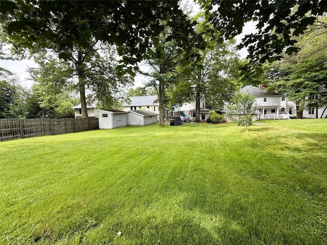 566 Walnut St, Meadville, PA 16335 - view of yard featuring a storage shed