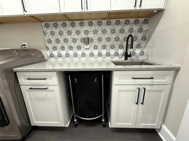 566 Walnut St, Meadville, PA 16335 - bar with range and backsplash