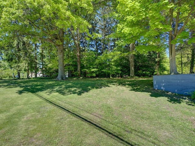 6620 W Ridge Rd, Fairview, PA 16415 - view of green lawn