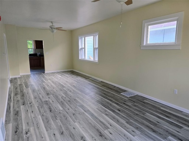 922 E 9th St, Erie, PA 16503 - unfurnished room featuring ceiling fan and wood finished floors