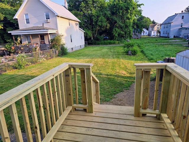 922 E 9th St, Erie, PA 16503 - view of wooden deck