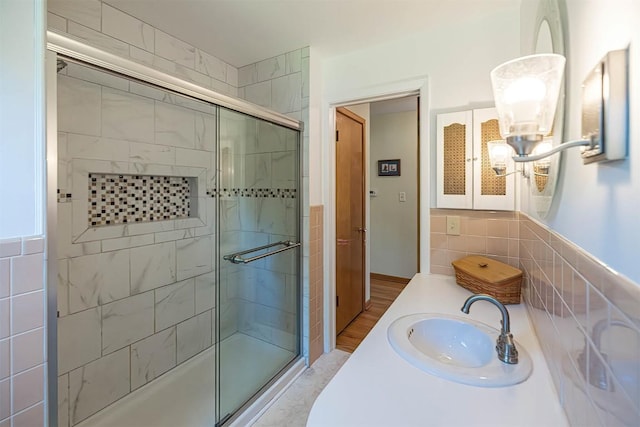 2548 E 32nd St, Erie, PA 16510 - bathroom with a stall shower and vanity
