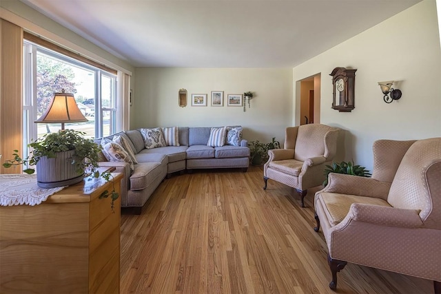 2548 E 32nd St, Erie, PA 16510 - living room featuring light wood-type flooring