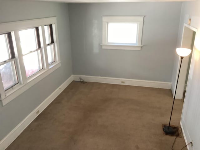 3111 Holland St, Erie, PA 16504 - photo 2