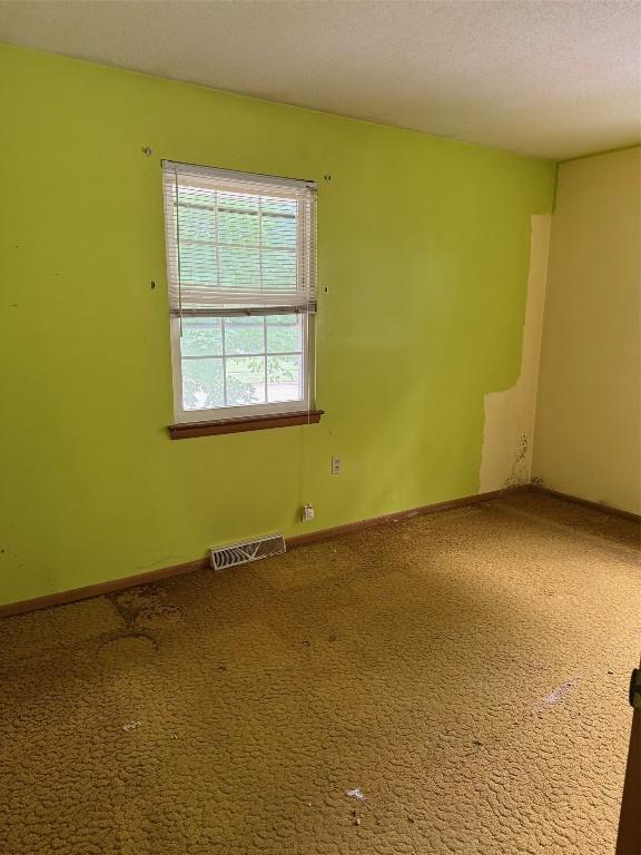 2425 Eastlawn Pkwy, Erie, PA 16510 - photo 5