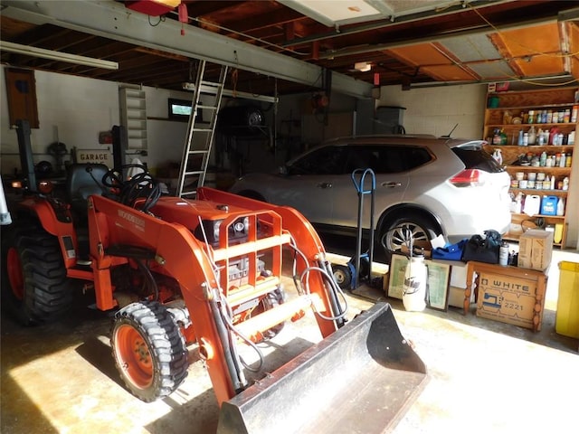 6946 Huntley Rd, West Springfield, PA 16443 - garage with concrete block wall