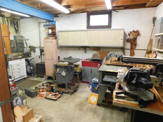 6946 Huntley Rd, West Springfield, PA 16443 - basement featuring a workshop area
