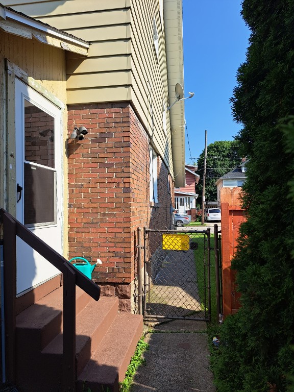 816 W 28th St, Erie, PA 16508 - photo 19