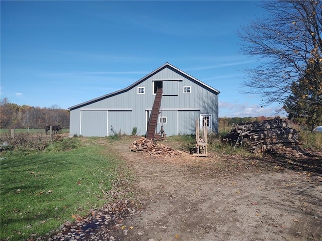 view of outbuilding