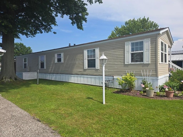 2719 Green Hill Dr, Millcreek, PA 16506 - view of front of home with a front lawn