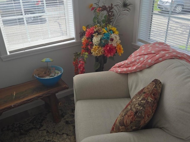 2719 Green Hill Dr, Millcreek, PA 16506 - view of sitting room