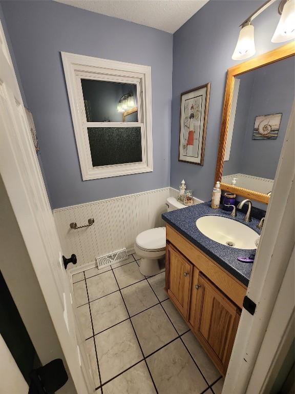 1305 Fieldcrest Dr, Erie, PA 16505 - photo 12