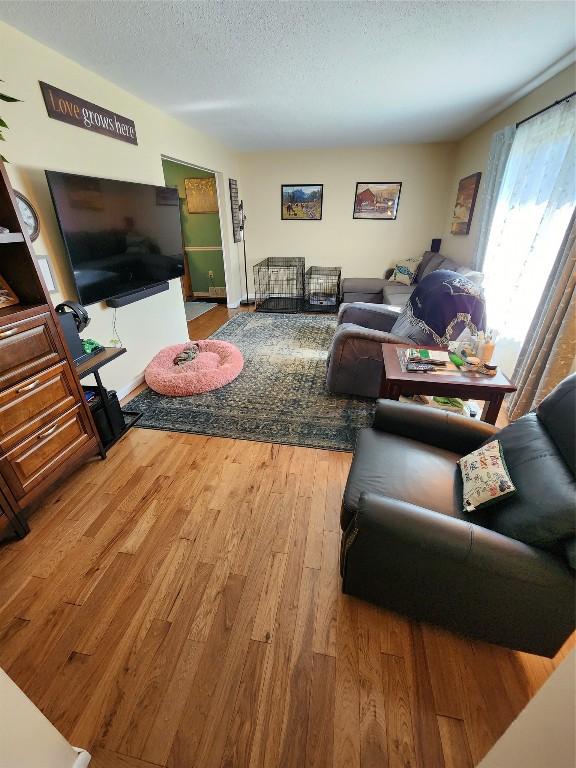 1305 Fieldcrest Dr, Erie, PA 16505 - photo 3