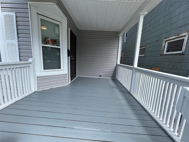 917 Walnut St, Erie, PA 16502 - wooden deck featuring a porch