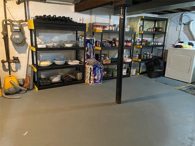 storage featuring washer / clothes dryer