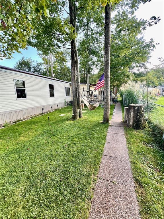 50 Maplenut Ln, Erie, PA 16510 - view of yard