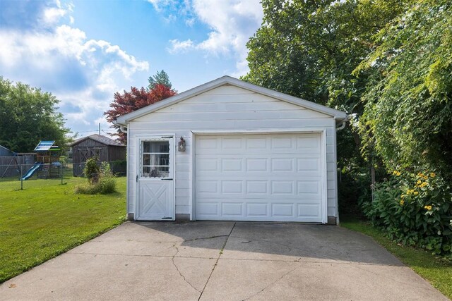 717 E 32nd St, Erie, PA 16504 - photo 40