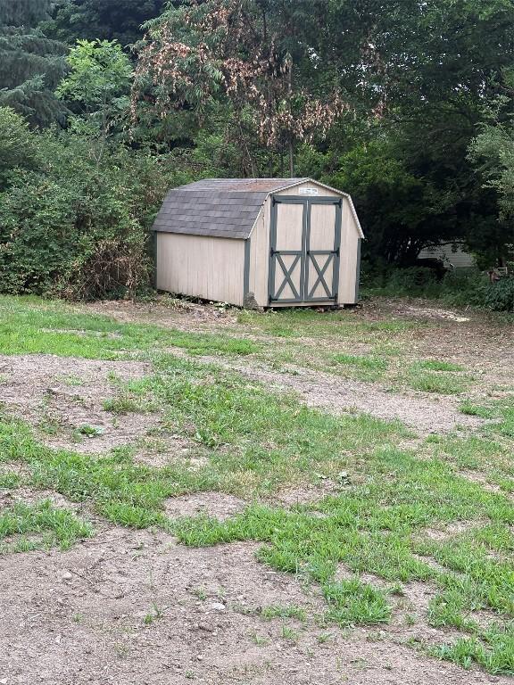 116 Frank Ave, Erie, PA 16509 - photo 6