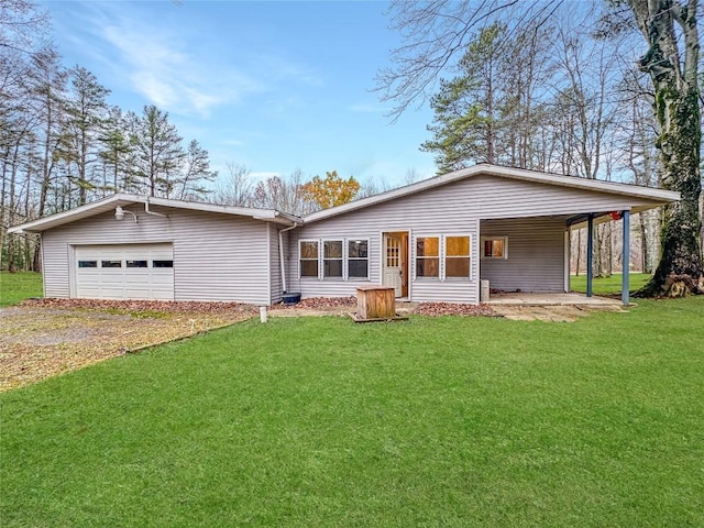 view of front of home with a garage and a front yard