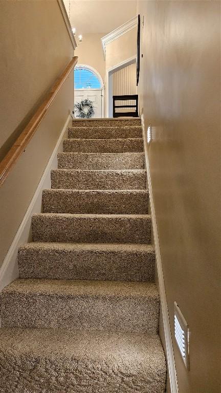 6007 Marble Ln, Fairview, PA 16415 - view of staircase