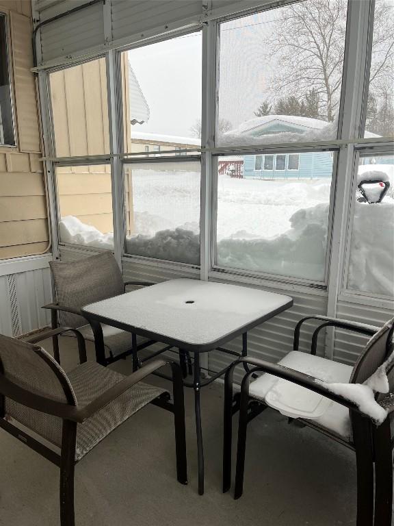 view of sunroom / solarium