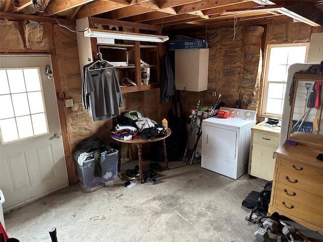 below grade area with washer / clothes dryer