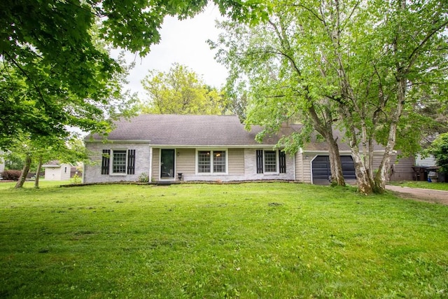 104 Hillcrest Dr, Edinboro, PA 16412 - single story home featuring an attached garage, driveway, and a front yard