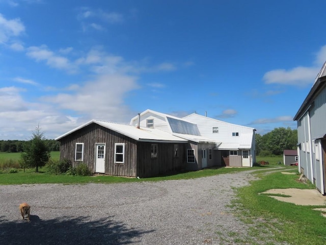 exterior space with a yard