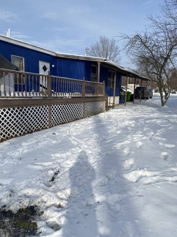 view of front of house featuring a deck