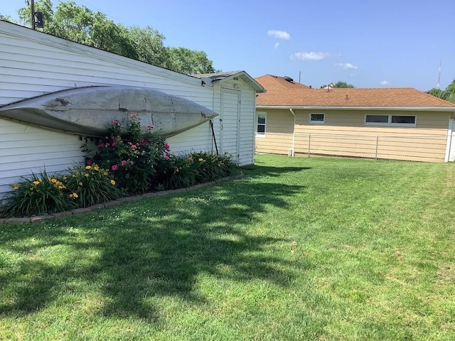 3322 Parade St, Erie, PA 16504 - view of yard
