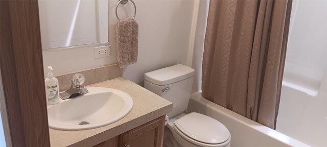 21 Ridgewood Dr, Erie, PA 16426 - bathroom with vanity and shower / tub combo
