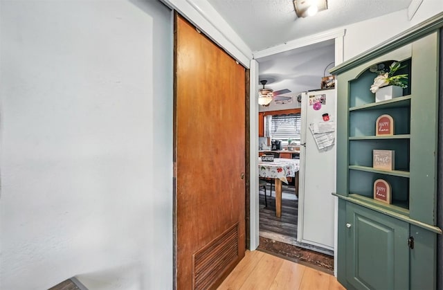 406 Spring St, Jamestown, PA 16134 - hall featuring light wood finished floors